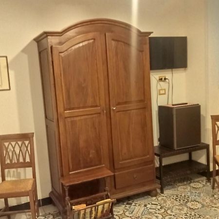 Tribunale Room Basement Palermo Exteriör bild